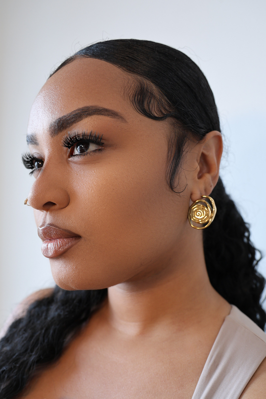 Luxe Sheild Gold Line