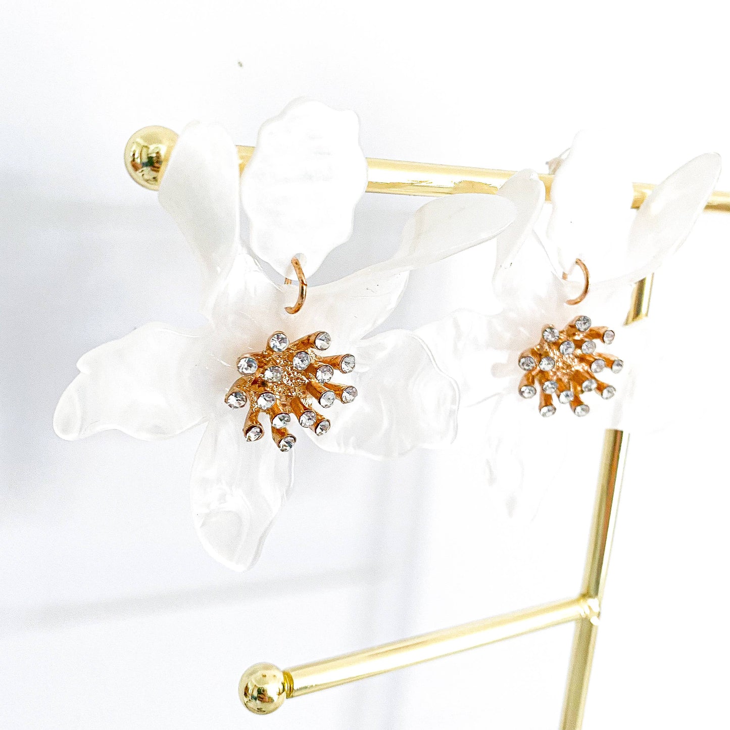 Romantic White Flower Earrings (SHIPS JULY 9TH 2024)