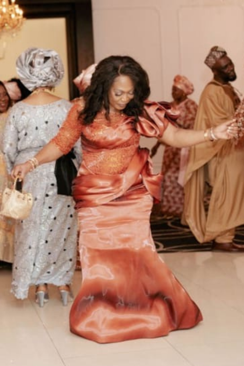 AKUA EXCLUSIVE CUSTOMIZED DRESS