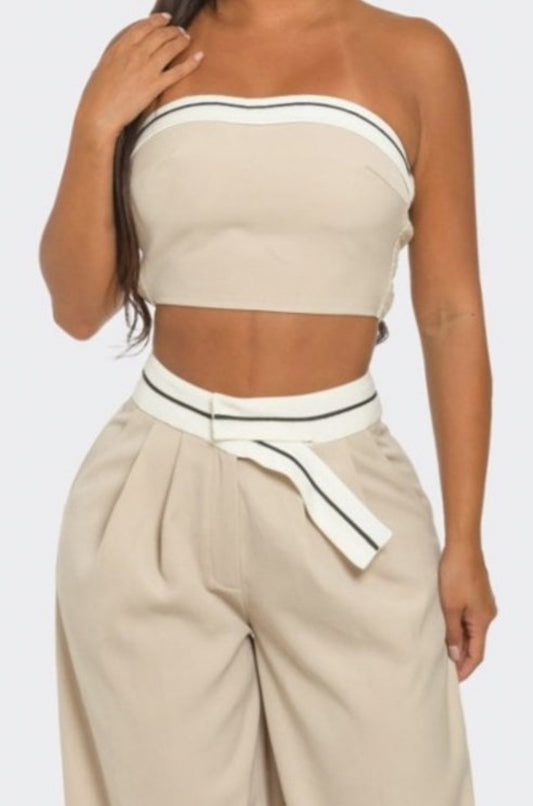 Contrast Chic Crop Top (FINAL SALE)